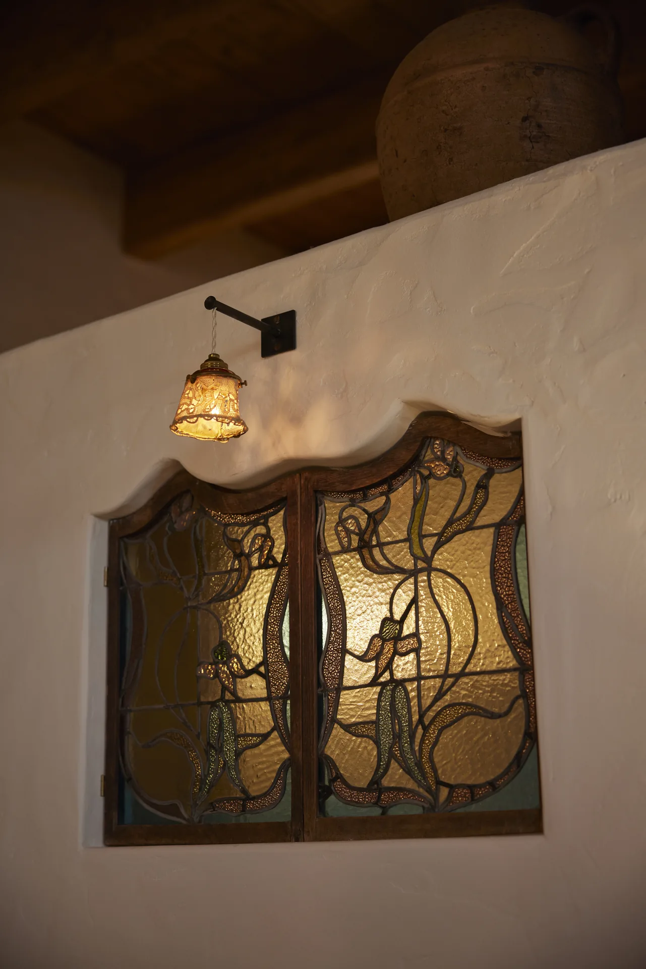 ANTiQ ステンドグラス窓